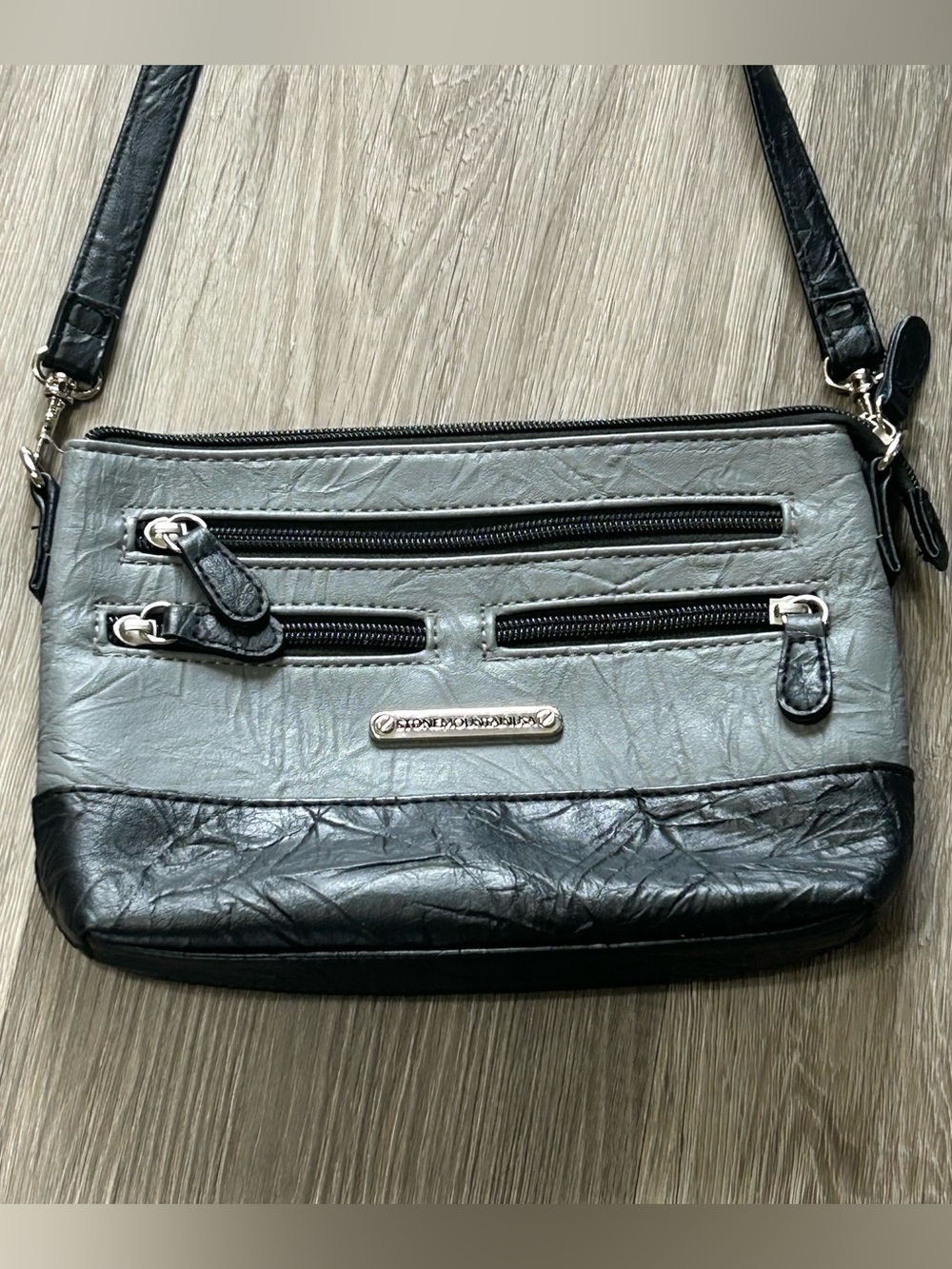 Stone Mountain Nancy 3-Bagger Convertible Crossbody Bag Gray Black Excellent